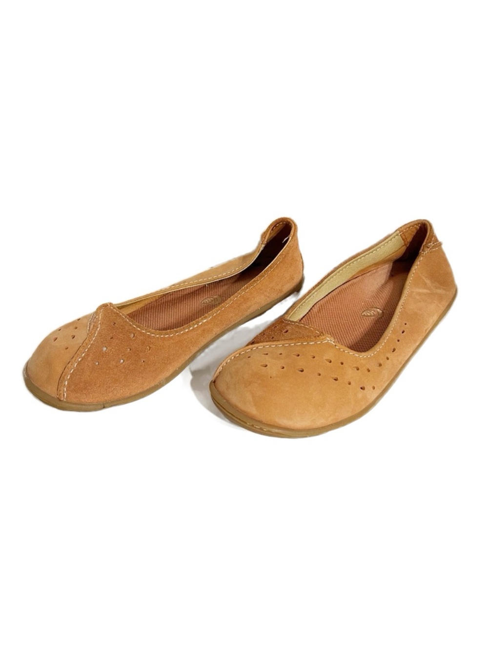 Acorn Leather Suede Slip On Shoes with Cut Out Decorative Accents Rounded Toe 🟠